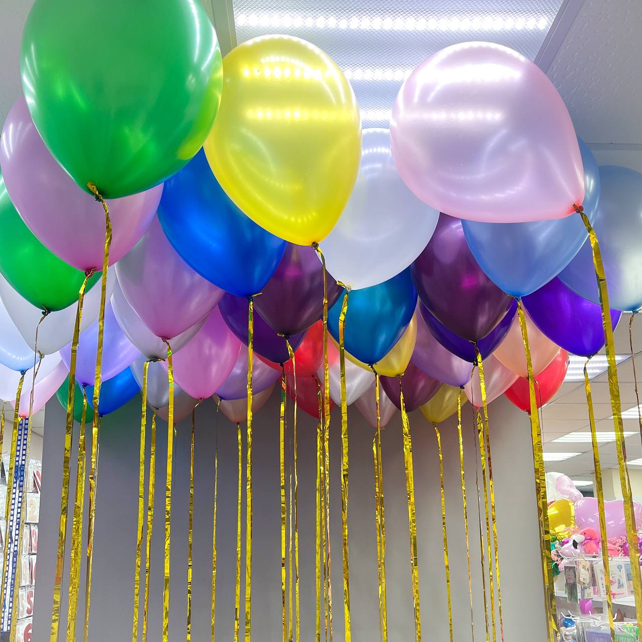 Набор воздушных шаров под потолок 747